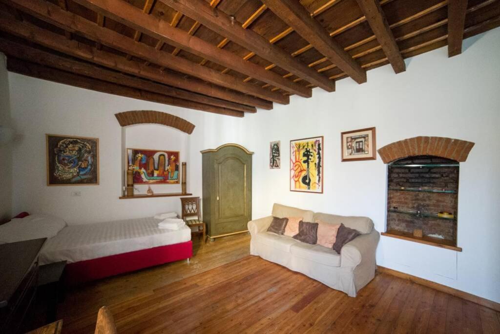 Hbhall Navigli 2 Apartment Milan Exterior photo